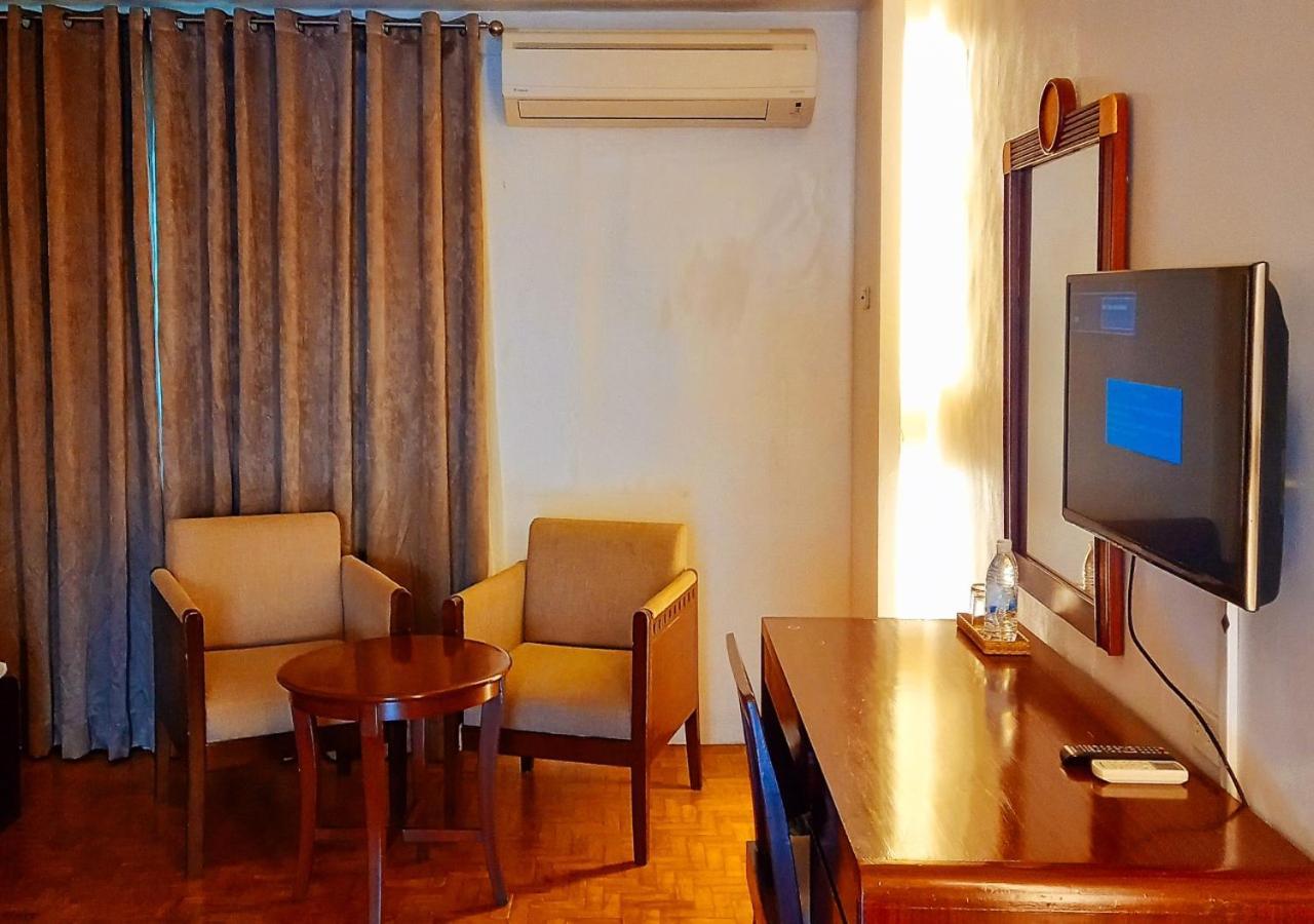 Reddoorz Plus Near Mango Avenue Cebu Quarto foto